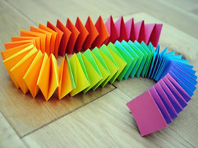 怎么折纸弹簧 儿童玩具弹簧折纸图解