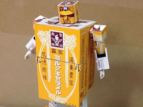 饮料纸盒制作变形金刚机器人的方法图解