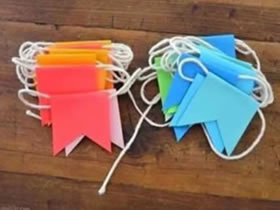 怎么做彩虹旗帜装饰 幼儿园教室旗帜挂饰制作