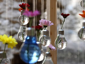 白炽灯泡怎么废物利用 灯泡制作煤油灯和花瓶