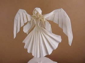 怎么折带翅膀天使图解 手工折纸立体天使步骤