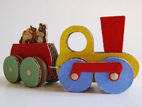 怎么做玩具火车的方法 瓦楞纸手工制作小火车
