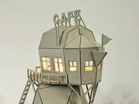 怎么用硬纸板做创意灯罩 手工硬纸板房屋灯罩