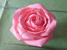 怎么折纸酒杯玫瑰图解 手工酒杯玫瑰花的折法