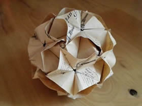 怎么折纸漂亮纸花球 详细手工花球折法步骤