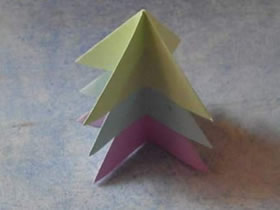 怎么折最简单圣诞树 幼儿手工圣诞树折叠方法