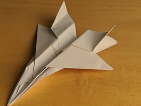 怎么折纸F-15战斗机 手工F15战机的折法图解