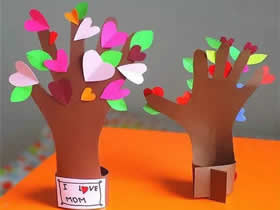 怎么做创意母亲节贺卡 卡纸制作五指爱心树