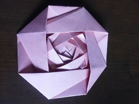 怎么折纸制作三层嵌套玫瑰花的折法图解