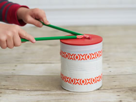 怎么用奶粉罐做儿童玩具鼓的手工制作方法