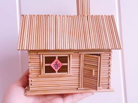 一次性筷子手工制作小木屋模型的方法