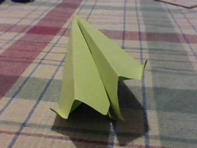 简单快速的纸飞机折法图解