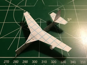 用纸做无人侦察飞机的方法