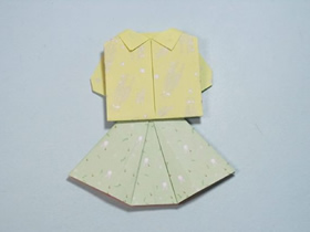 简单折纸上衣和裙子的方法图解