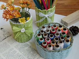 怎么用纸藤编织花瓶、笔筒和收纳篮的方法图解