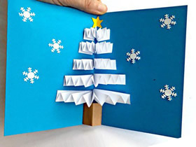 怎么用卡纸做立体圣诞树贺卡的方法图解