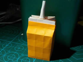 怎么折纸盒装牛奶的方法图解