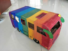 怎么用纸板做公交车玩具的方法图解