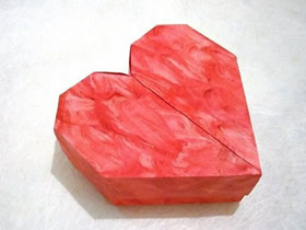 折纸心形盒子图解 爱心盒子的折法教程