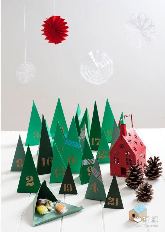圣诞盒子的折法图解 圣诞节包装盒折纸教程- www.aizhezhi.com