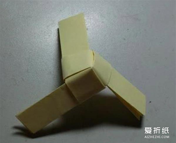 如何折纸风车图解 手工折纸风车的方法- www.aizhezhi.com