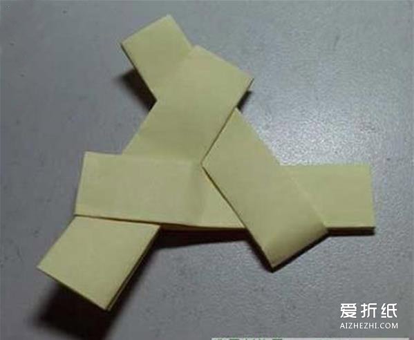 如何折纸风车图解 手工折纸风车的方法- www.aizhezhi.com