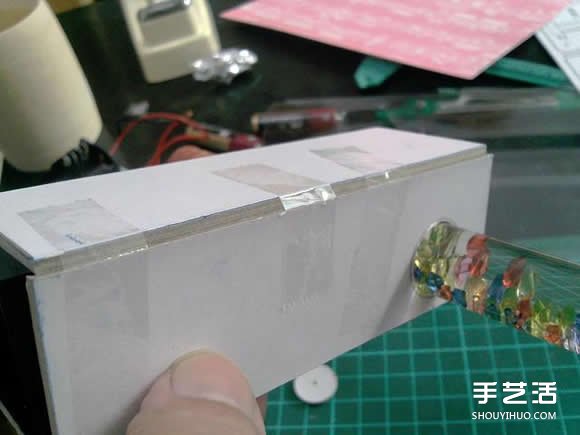 万花筒制作方法过程 手工万花筒制作图解- www.aizhezhi.com