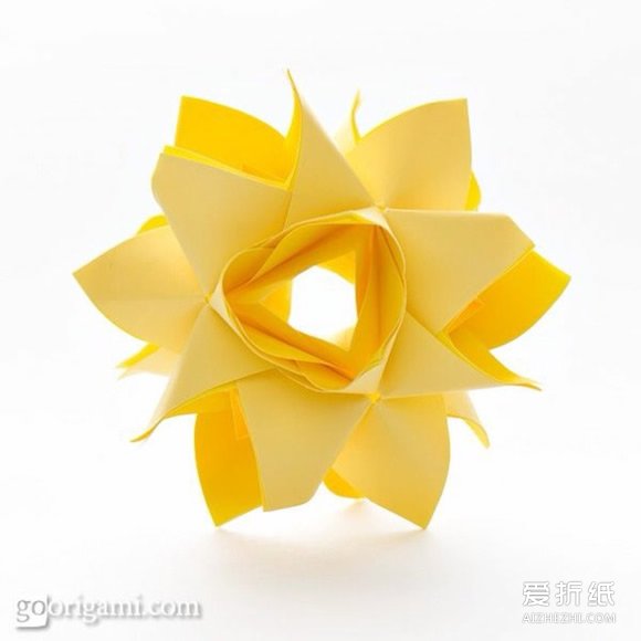 手工折纸花球作品图片- www.aizhezhi.com