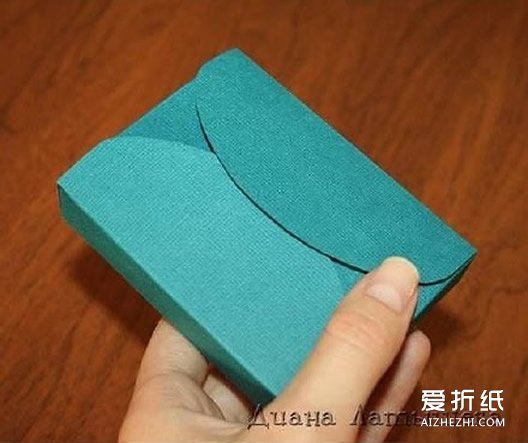 如何折纸礼物盒 简单折纸礼物盒子的折法图解- www.aizhezhi.com