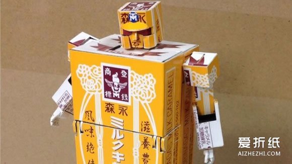 饮料纸盒制作变形金刚机器人的方法图解- www.aizhezhi.com