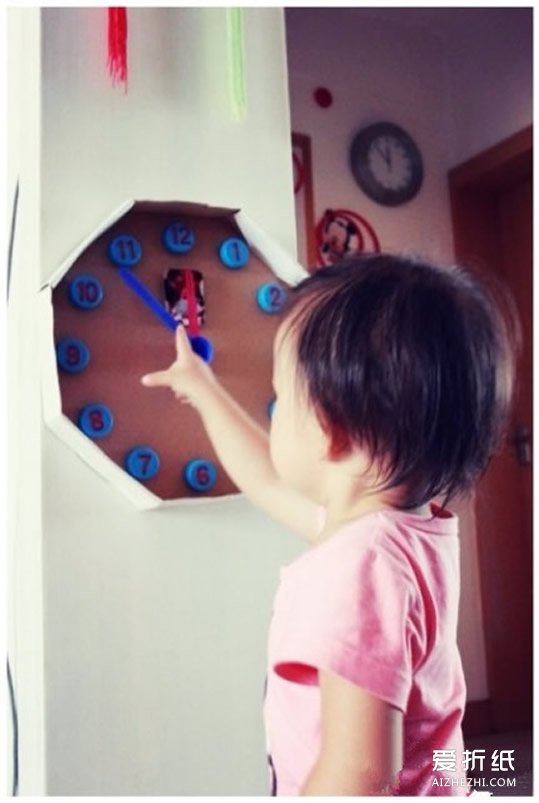 儿童玩具挂钟制作 简单手工玩具钟表的做法- www.aizhezhi.com