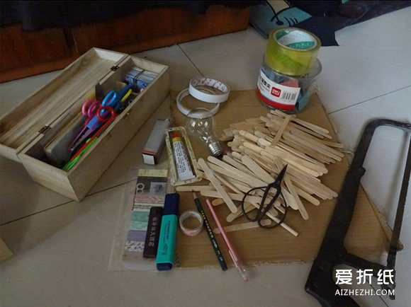 冰棍棒制作小木屋教程 儿童玩具房子手工制作- www.aizhezhi.com