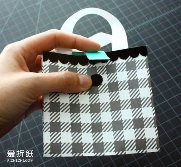 如何折纸手提袋教程 手工手提袋的折法图解- www.aizhezhi.com