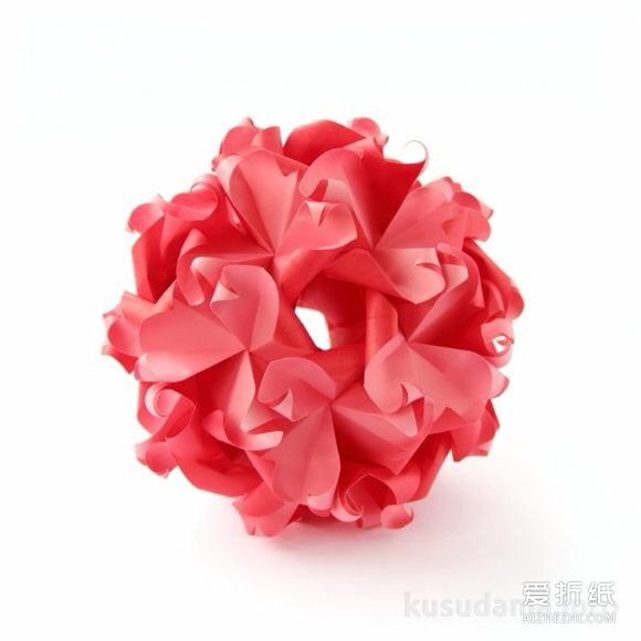 超美折纸花球作品 纸做的花球图片欣赏- www.aizhezhi.com