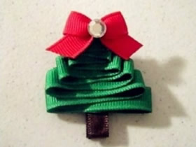 礼物装饰小圣诞树的做法 编织带圣诞树DIY图解