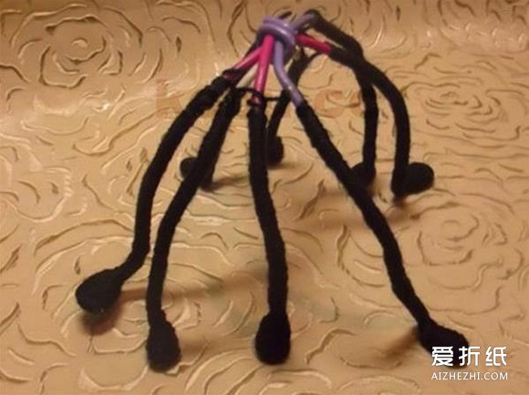 儿童玩具小蜘蛛制作 自制小蜘蛛玩偶做法- www.aizhezhi.com