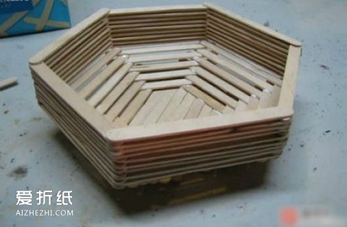 简单冰棍棒小制作图片 儿童手工冰棍棒作品- www.aizhezhi.com