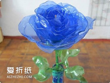 怎么用塑料瓶做玫瑰花 塑料玫瑰花手工制作- www.aizhezhi.com