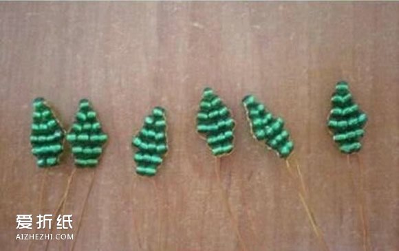 怎么用串珠制作玫瑰花 手工串珠玫瑰花图解- www.aizhezhi.com
