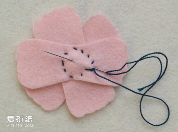 不织布冰箱贴怎么做 手工布艺小花冰箱贴教程- www.aizhezhi.com