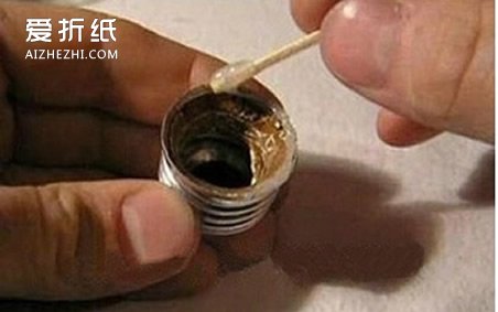 灯泡装饰品怎么做教程 灯泡手工制作漂流瓶摆件- www.aizhezhi.com