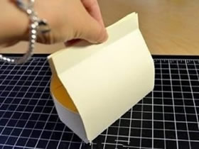 怎么折纸喜糖盒子图解 简单喜糖盒的折法步骤