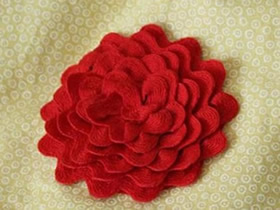 怎么做花朵发夹的方法 布艺手工制作头花发饰