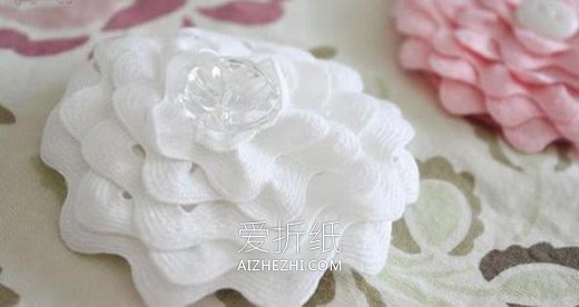 怎么做花朵发夹的方法 布艺手工制作头花发饰- www.aizhezhi.com