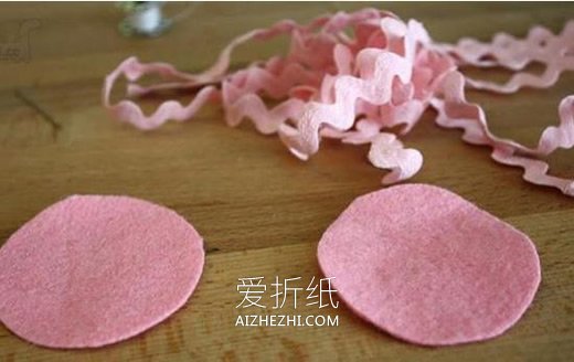 怎么做花朵发夹的方法 布艺手工制作头花发饰- www.aizhezhi.com