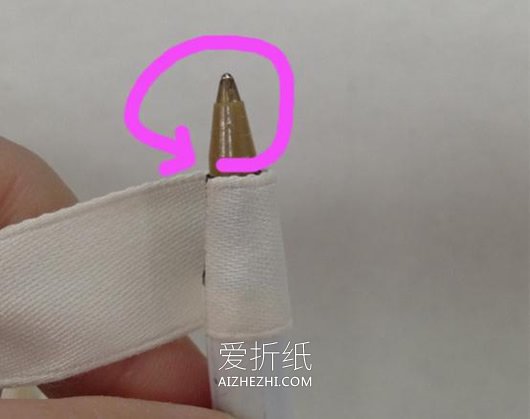 怎么制作签到笔的教程 手工制作签到笔图解- www.aizhezhi.com