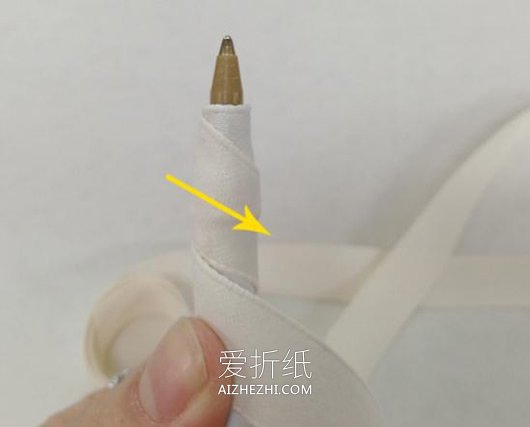 怎么制作签到笔的教程 手工制作签到笔图解- www.aizhezhi.com