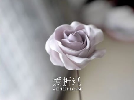 怎么制作粘土玫瑰花 超轻粘土玫瑰花图解- www.aizhezhi.com
