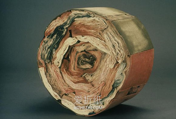 怎么用废旧书籍雕塑 旧书手工制作纸雕塑作品- www.aizhezhi.com