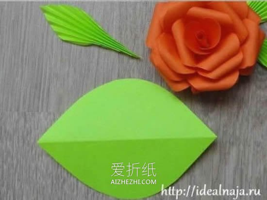 怎么做玫瑰花的图解教程 手工制作纸玫瑰步骤- www.aizhezhi.com